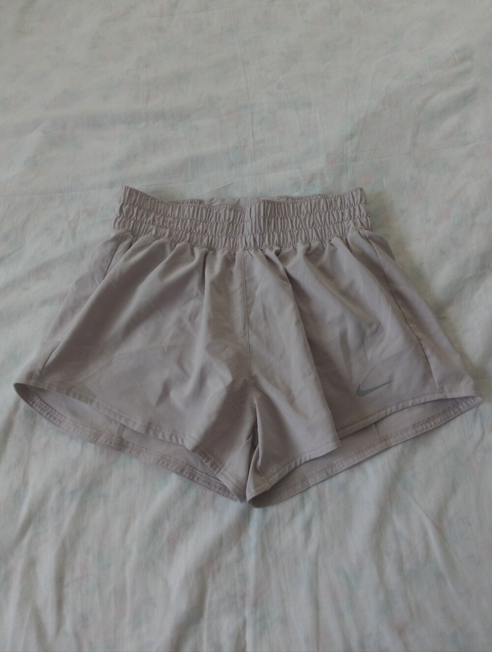 Nike Women's Pale Gray Elastic-Waist Athletic Shorts